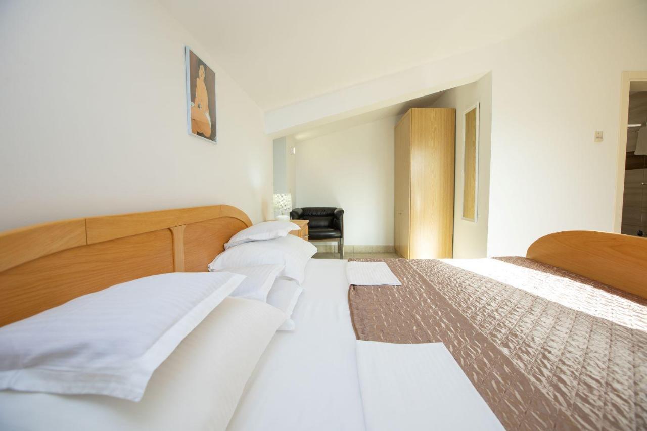 Apartments Mosor Omiš Kültér fotó