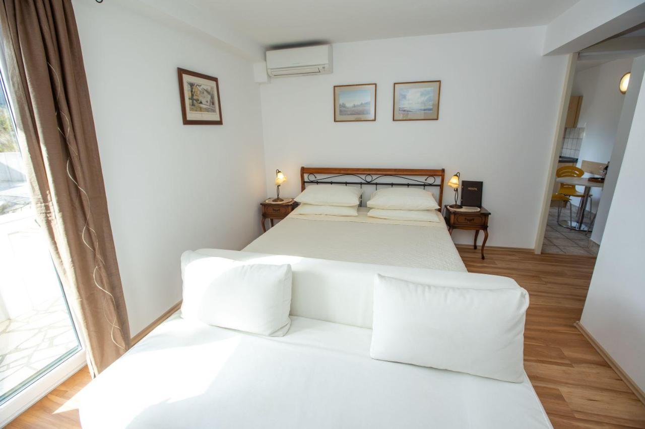 Apartments Mosor Omiš Kültér fotó