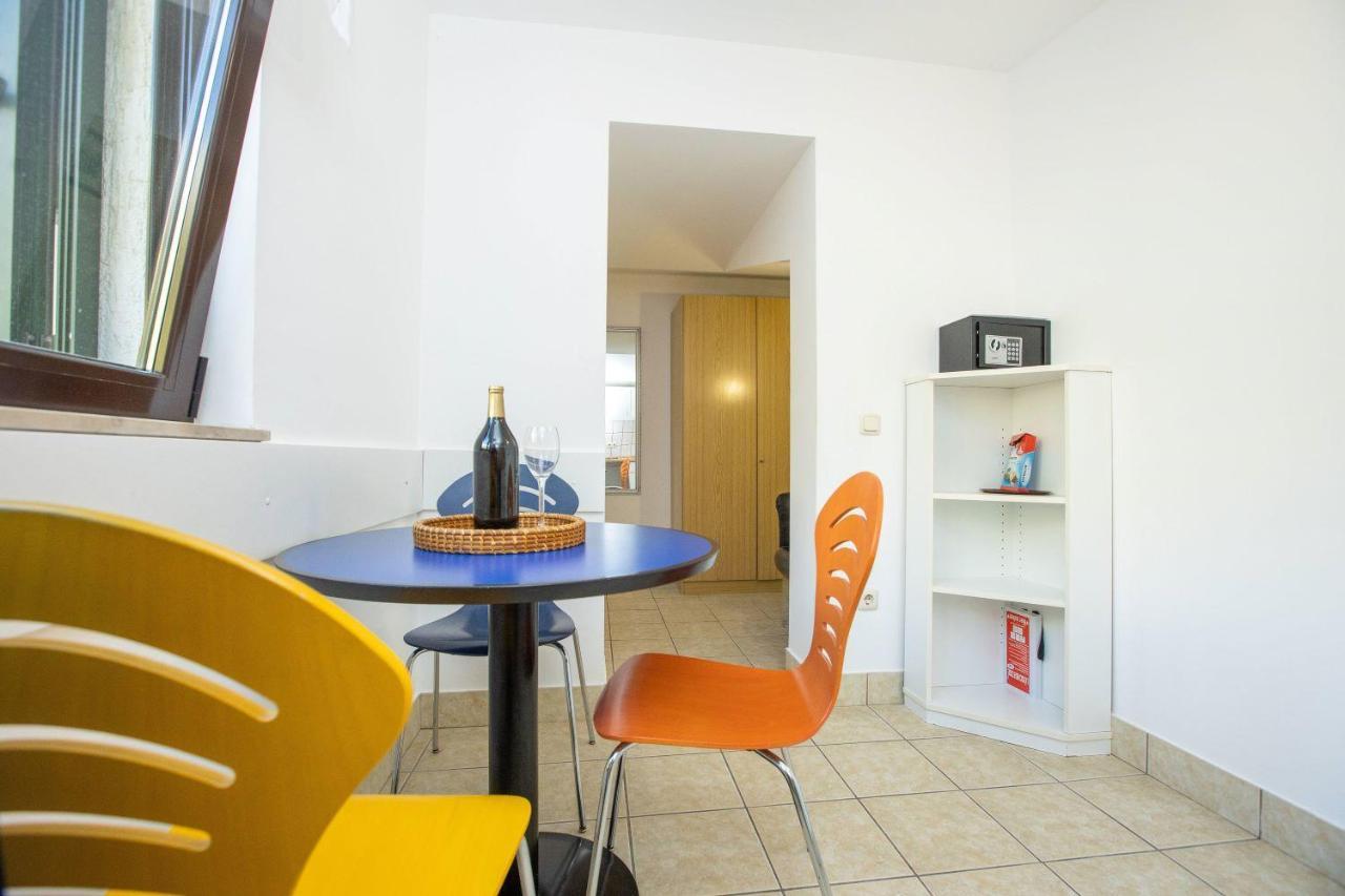 Apartments Mosor Omiš Kültér fotó